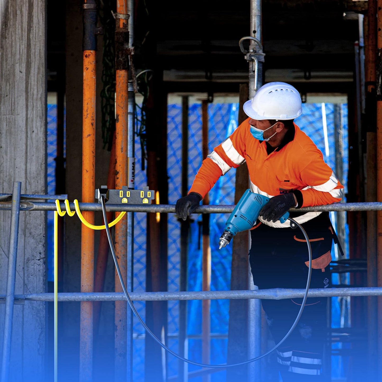 Extension Cord with 3 Outlets, 14 Gauge Indoor/Outdoor