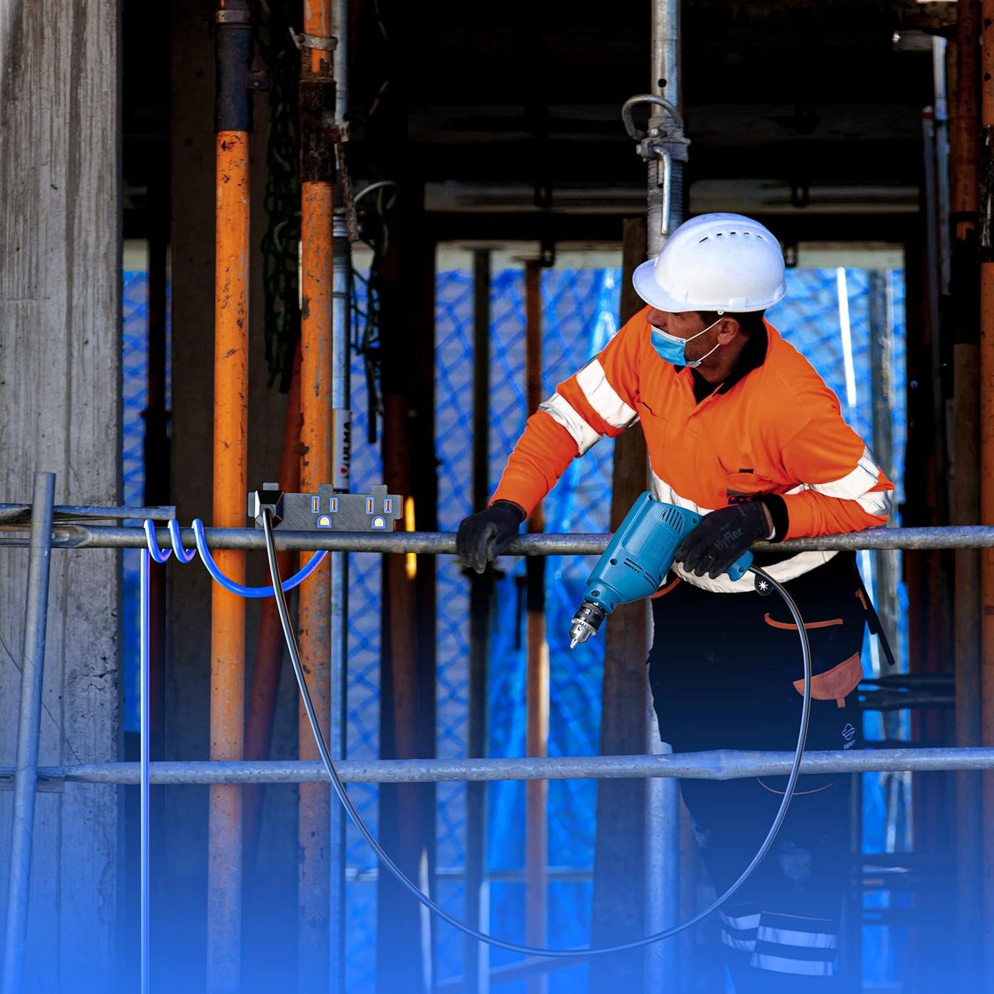 Extension Cord with 3 Outlets, 14 Gauge Indoor/Outdoor